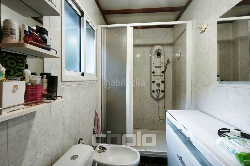 Foto 7f7db4b9-993c-404a-a520-14cfff7ed045. Casa amb aparcament a Friol