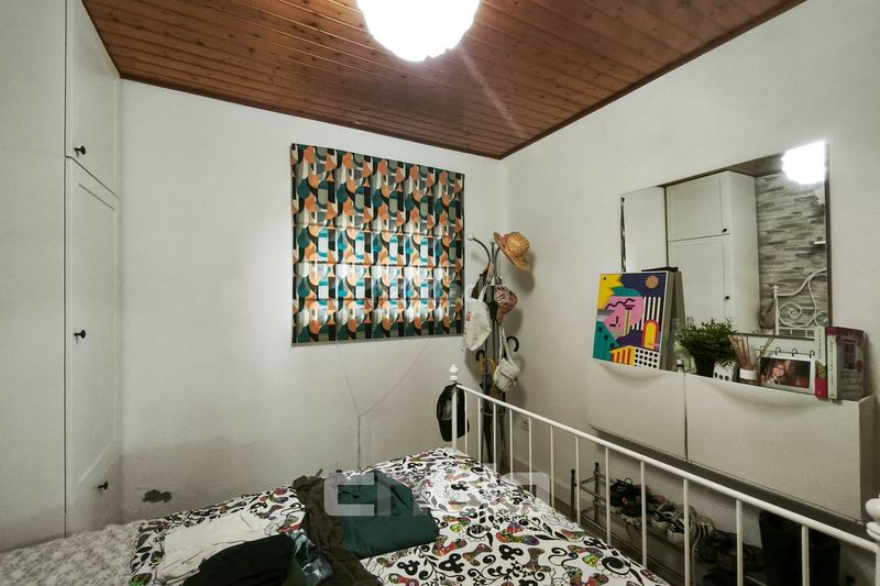 Foto a90f1c29-1915-489f-8770-eb0b753bd8e3. Casa amb aparcament a Friol