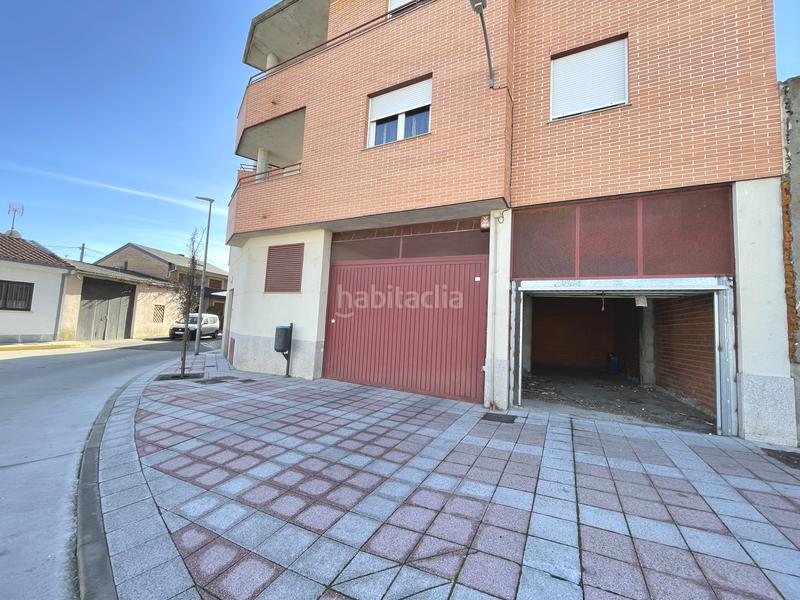 Foto b0261de8-beba-4bb2-b7be-ceb4d50ca07f. Local comercial local para pequeño negocio en Calvarrasa de Abajo
