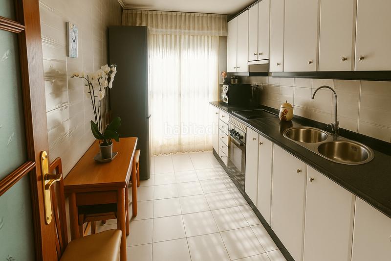 Foto 61474b0a-2e84-4e5c-8f3f-1d1ac2d70192. Piso con garaje incluido en jesus arambarri en Rollo - Puente Ladrillo Salamanca