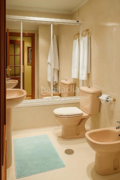 Foto eb3305a5-1775-477c-85d3-338bef3376c4. Piso con garaje incluido en jesus arambarri en Rollo - Puente Ladrillo Salamanca