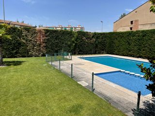 Appartamento  Calle nuestra señora. Con piscina, pista de padel, garaje y trastero