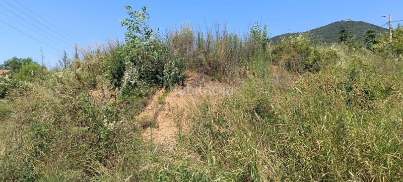 Foto 3ab42e88-97a0-4754-a788-f12128febb72. Terreno residencial terreno edificable zona la cometa en Montagut i Oix