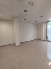 Local Comercial  Carrer santa magdalena. Local comercial en olot