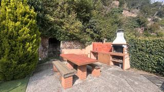 Pis  Carrer de sant quinti. Piso reformado con balcón grande y terraza comunitaria en ribes