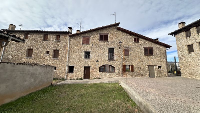Foto 0614ae44-9f0d-4578-95c8-f1e655a747ab. Chalet en carrer santa margarida 1 magnífica casa reformada en el valle de bianya en Vall de Bianya (La)