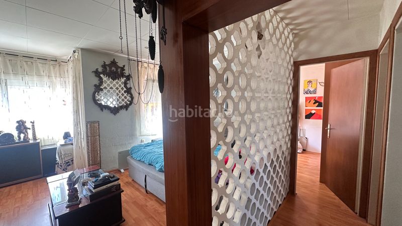 Foto 6dd924d2-1262-4fe9-b74b-781d2310e47b. Pis amb xemeneia a Sant Joan les Fonts