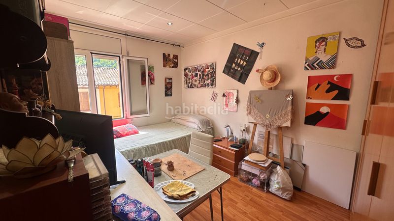 Foto a166944d-e5a0-4e13-a446-acac13ba4bec. Pis amb xemeneia a Sant Joan les Fonts