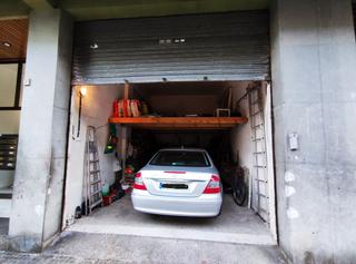 Aparcament cotxe  N/a. Garaje con altillo en calle rei martí l'humà