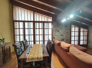 Xalet a Carrer de sant bartomeu 24p. Chalet independiente con piscina