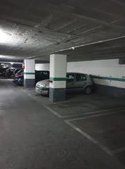 Parking voiture à La Torrassa. Plaza de parking en venta