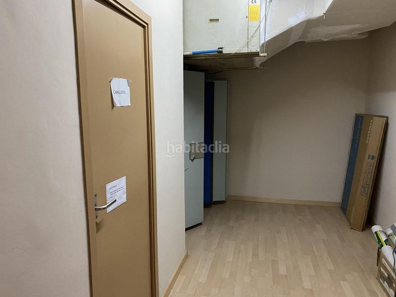 Foto d494dde1-dd32-45fb-93fe-70e03bfb334d. Locale commerciale con riscaldamento in La Nova Esquerra de l´Eixample Barcelona