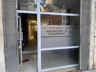 Miete Geschäftsraum  Ramon turró. Local comercial en alquiler en el centro de malgrat