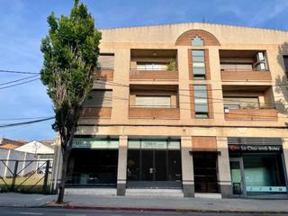 Oficina  De ribes. Piso en venta  actualmente oficinas en les franqueses