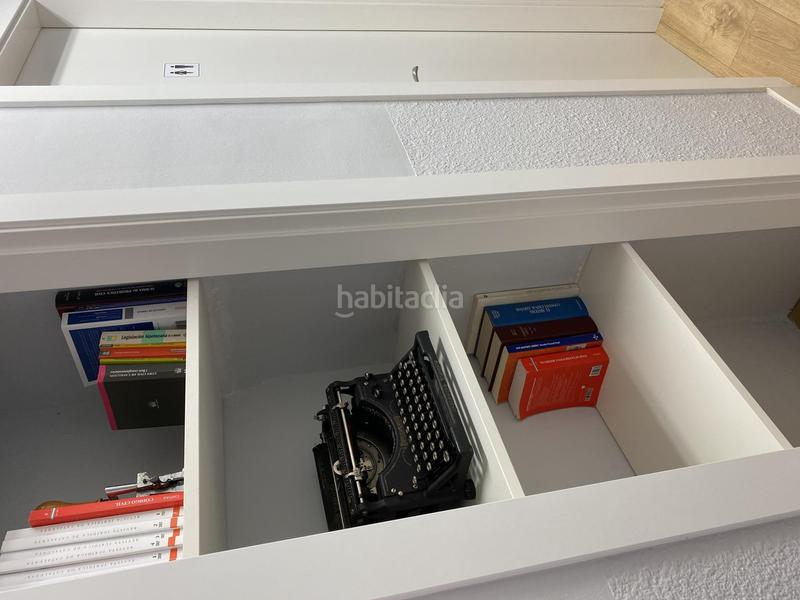 Foto 278b0815-b4aa-4b43-832c-7f3a1e126f0b. Alquiler local comercial en jaume balmes 2 gran despacho en alquiler en Pineda de Mar