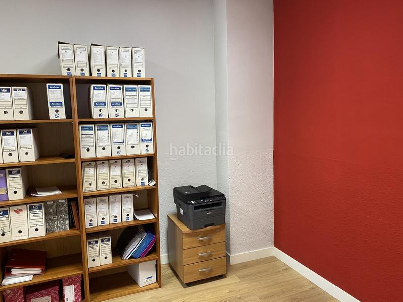 Foto 512a5027-50ae-4597-9f57-f817a50ed2bb. Alquiler local comercial en jaume balmes 2 gran despacho en alquiler en Pineda de Mar