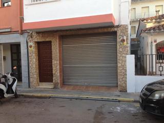 Location Local commercial à Ponent 79. Localalmacen en alquiler en pinedapoblenou