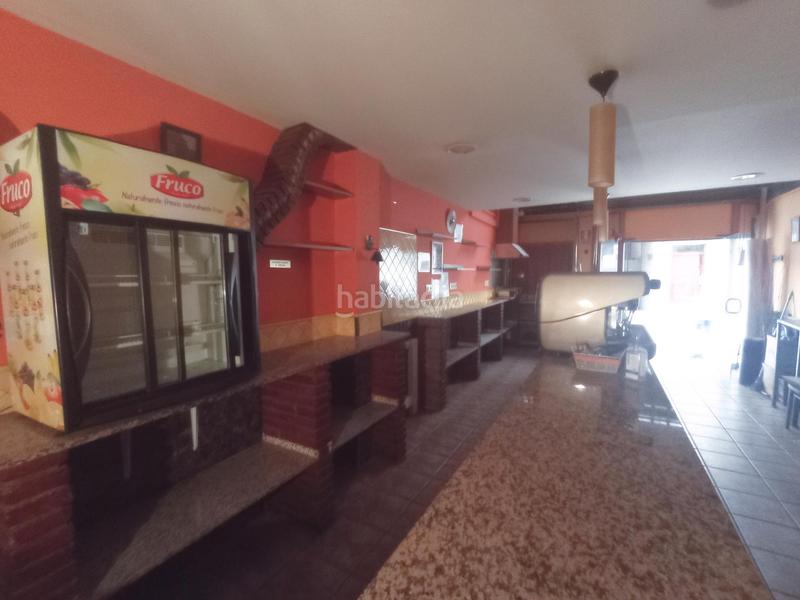 Foto 801d1031-3a1d-455a-80c6-cc8ad6126d1a. Local commercial dans d'iscle soler 44 dans El Pedró Cornellà de Llobregat