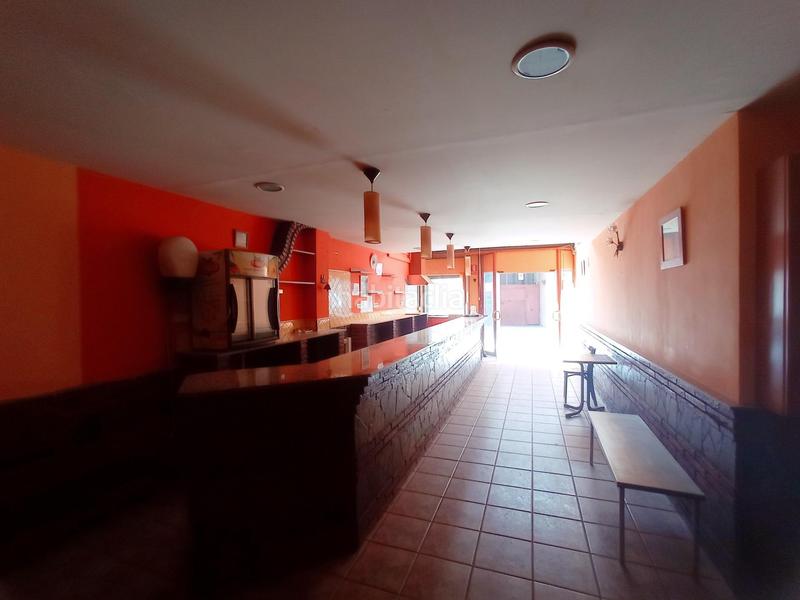 Foto 89c2a3fe-4746-4fa4-8b65-d7819b681389. Local commercial dans d'iscle soler 44 dans El Pedró Cornellà de Llobregat