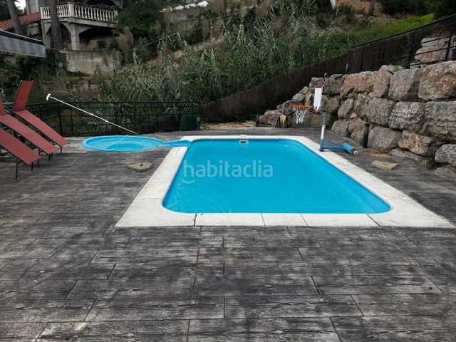 Foto 2a8f128e-cea3-45ae-9a44-ec3c114b3a00. Chalet con riscaldamento parcheggio piscina in Sant Cebrià de Vallalta