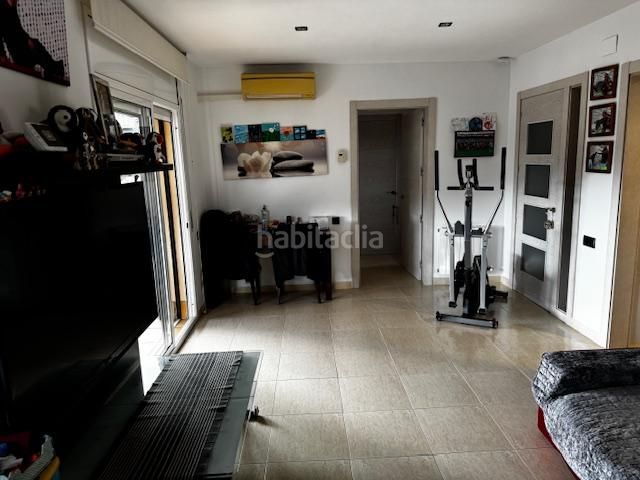 Foto c01d28c5-a962-4f49-8281-8d5c9fa52457. Chalet con riscaldamento parcheggio piscina in Sant Cebrià de Vallalta