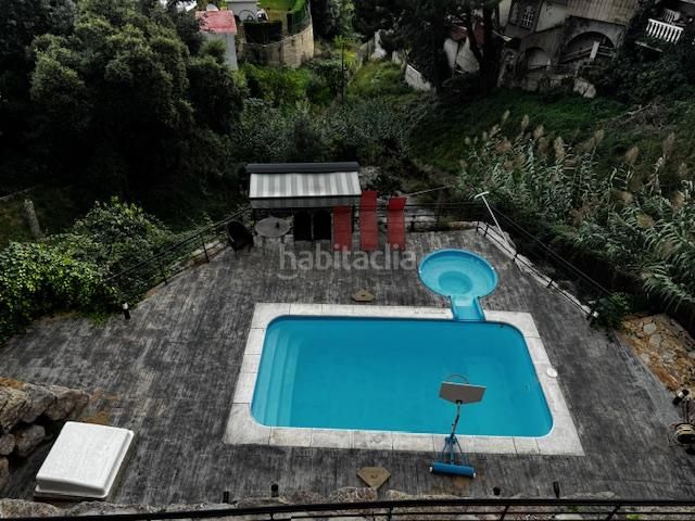 Foto c2bba4df-9fcc-48f9-a944-61645a4149e4. Chalet con riscaldamento parcheggio piscina in Sant Cebrià de Vallalta
