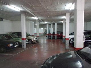 Autoparkplatz in Llançà 91
