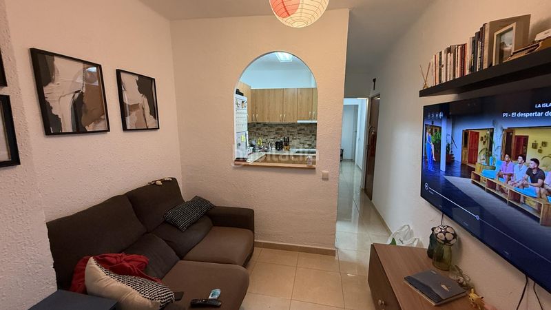 Foto 1dba95a6-fa56-44ee-81b3-4d92a4131d99. Edificio  en bloque, todo arrendado, rentabilidad desde el primer día. en Esplugues de Llobregat