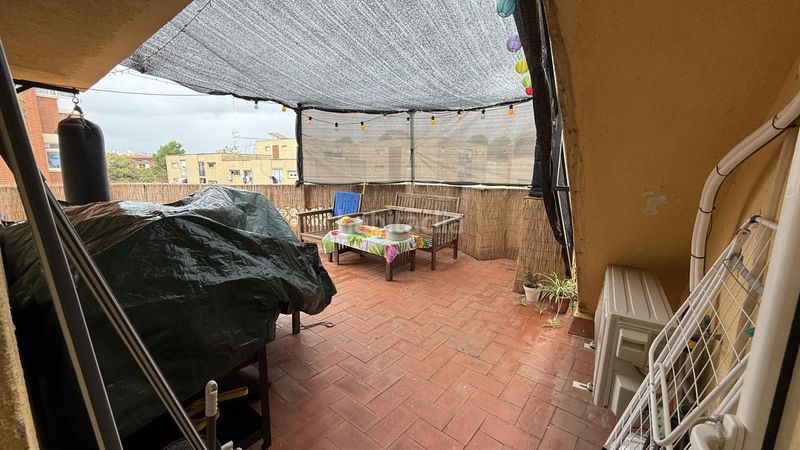 Foto 362a7cf4-15db-4f7b-9e2f-94fce19a48c2. Edificio  en bloque, todo arrendado, rentabilidad desde el primer día. en Esplugues de Llobregat