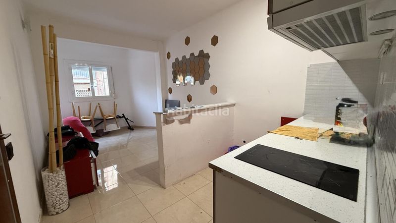 Foto a8e507da-c538-445a-b7cf-c87df9e3ad61. Edificio  en bloque, todo arrendado, rentabilidad desde el primer día. en Esplugues de Llobregat