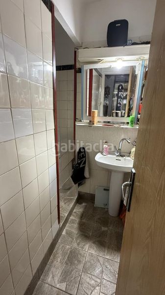 Foto b64020c3-d35a-4171-a7b7-46827e2b5e0c. Edificio  en bloque, todo arrendado, rentabilidad desde el primer día. en Esplugues de Llobregat