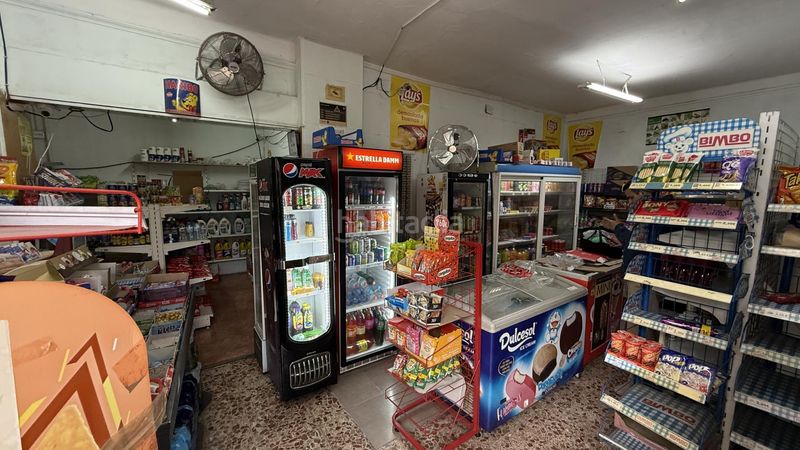 Foto d98e3721-2e2c-421e-8771-564db3a035b0. Edificio  en bloque, todo arrendado, rentabilidad desde el primer día. en Esplugues de Llobregat