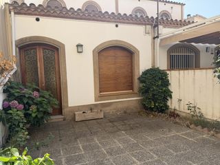 Xalet  Anselm clavé. Casa en venta en pineda de mar.
