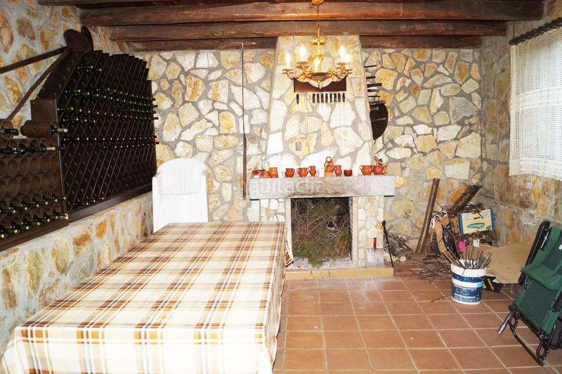 Foto cc455253-04e3-439c-953d-e6a78d25a106. Casa a schiera in calle real 86 in Alija del Infantado