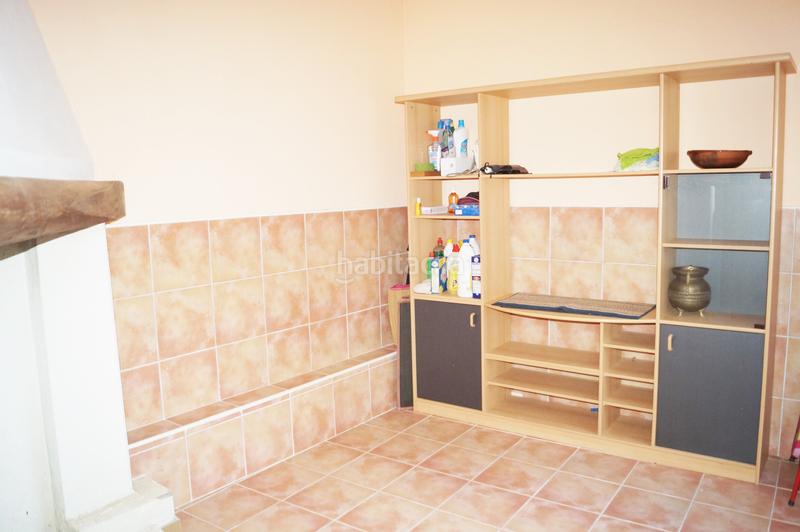 Foto dcdbd504-47ea-4ac7-a716-0dd7e75b8a9a. Casa a schiera in calle real 86 in Alija del Infantado