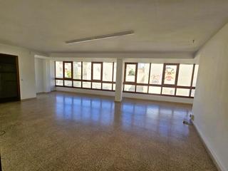 Location Bureau à Carrer de can vidal 5