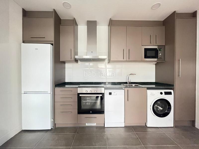 Foto 026e4d77-f7de-47f0-916b-0de2cd522d84. Piano terra con riscaldamento in Barri de les Corts Barcelona