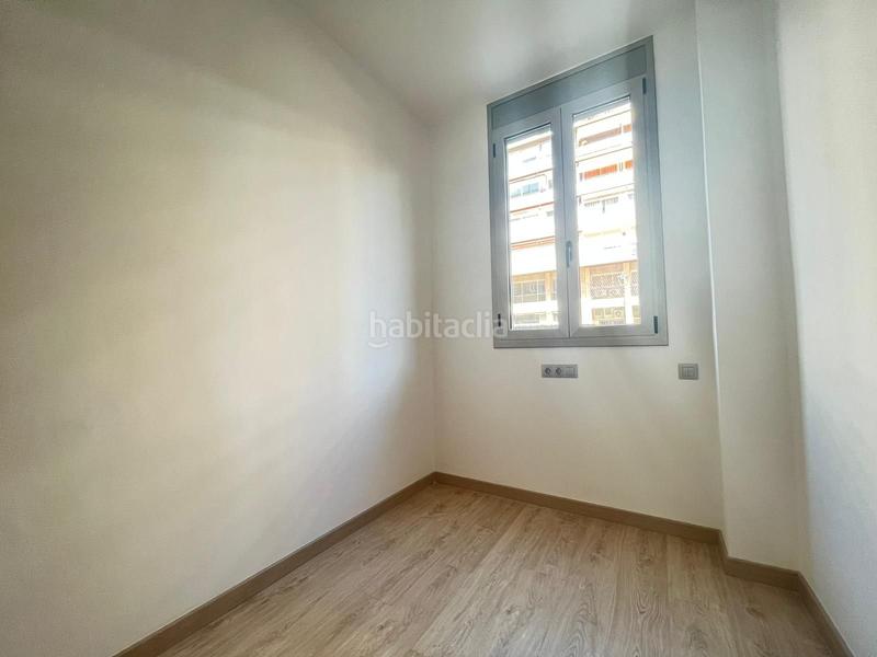 Foto afc48272-a605-465d-ba30-9de1e8c2640a. Piano terra con riscaldamento in Barri de les Corts Barcelona