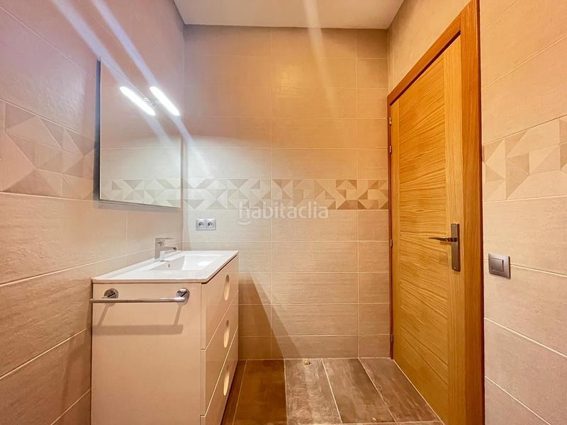 Foto dd94bff2-137c-43fe-99be-b74388ebe825. Piano terra con riscaldamento in Barri de les Corts Barcelona