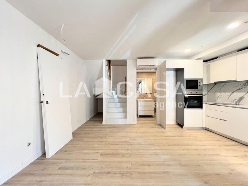 Foto 2ca0b1f5-d0ab-4a9f-9307-b6995cdef0ae. Planta baixa a Llefià Badalona