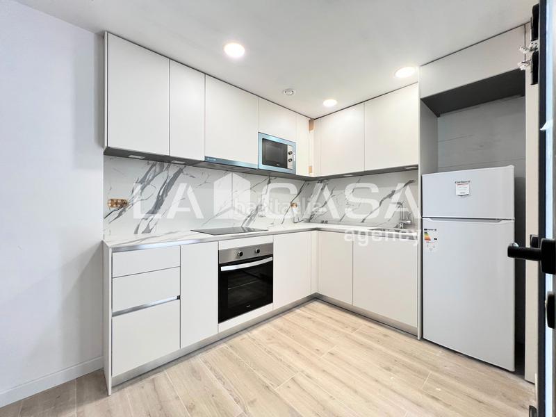 Foto 52bd25b5-66c2-4ca6-9953-91dfa3247676. Planta baixa a Llefià Badalona