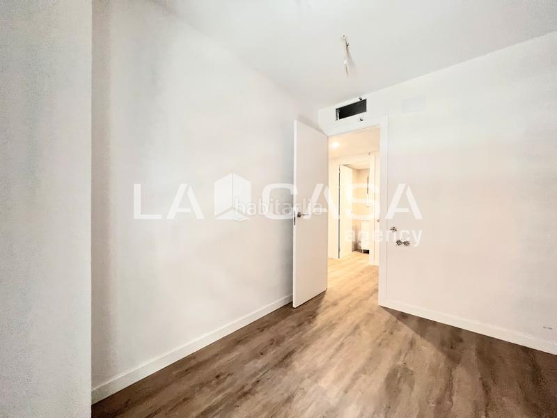 Foto edb6acc4-d560-4a96-9a40-b5c6fda6a504. Planta baixa a Llefià Badalona