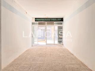 Local Comercial a La Salut. Local comercial carrer de pau piferrer, badalona .    rafael6251