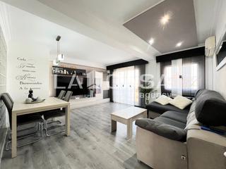 Pis a Llefià. Piso en ronda sant antoni de llefia .     rafael625166673.