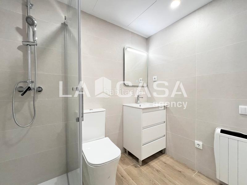 Foto e0a49963-cece-434b-99e1-680a2880028b. Planta baja  en venta en Llefià .  rafael625166673 en Badalona