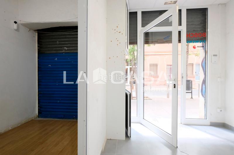 Foto 9ec830ef-b950-486d-b845-1afac6d5aa02. Local comercial a Vilapicina - Torre Llobeta Barcelona