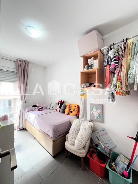 Foto 45d6c164-c7fb-41ec-acfc-1a01b98dd577. Etagenwohnung mit parking in La Salut Badalona