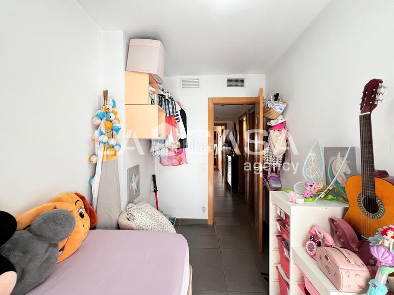 Foto 4f35bad0-6e2a-425e-a448-ad066692dd75. Etagenwohnung mit parking in La Salut Badalona