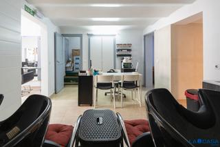 Zweistöckige Wohnung in El Poble Sec - Parc de Montjuïc. Local comercial carrer de blai, barcelona