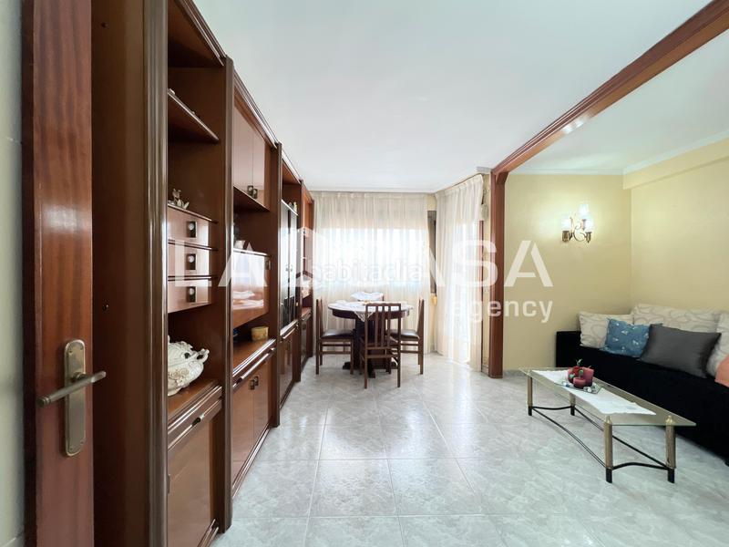 Foto 6b7c4f23-79e9-4ed2-82d9-d5edc2efda9b. Appartement dans Llefià Badalona